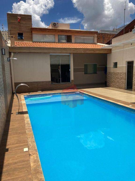 Casa, 3 quartos, 160 m² - Foto 2