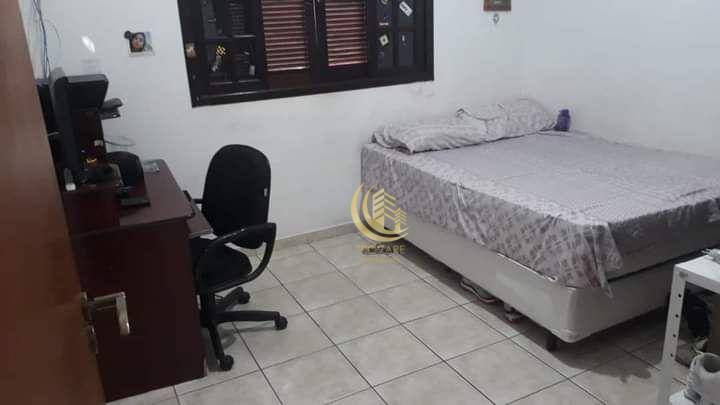 Sobrado à venda com 3 quartos, 118m² - Foto 4