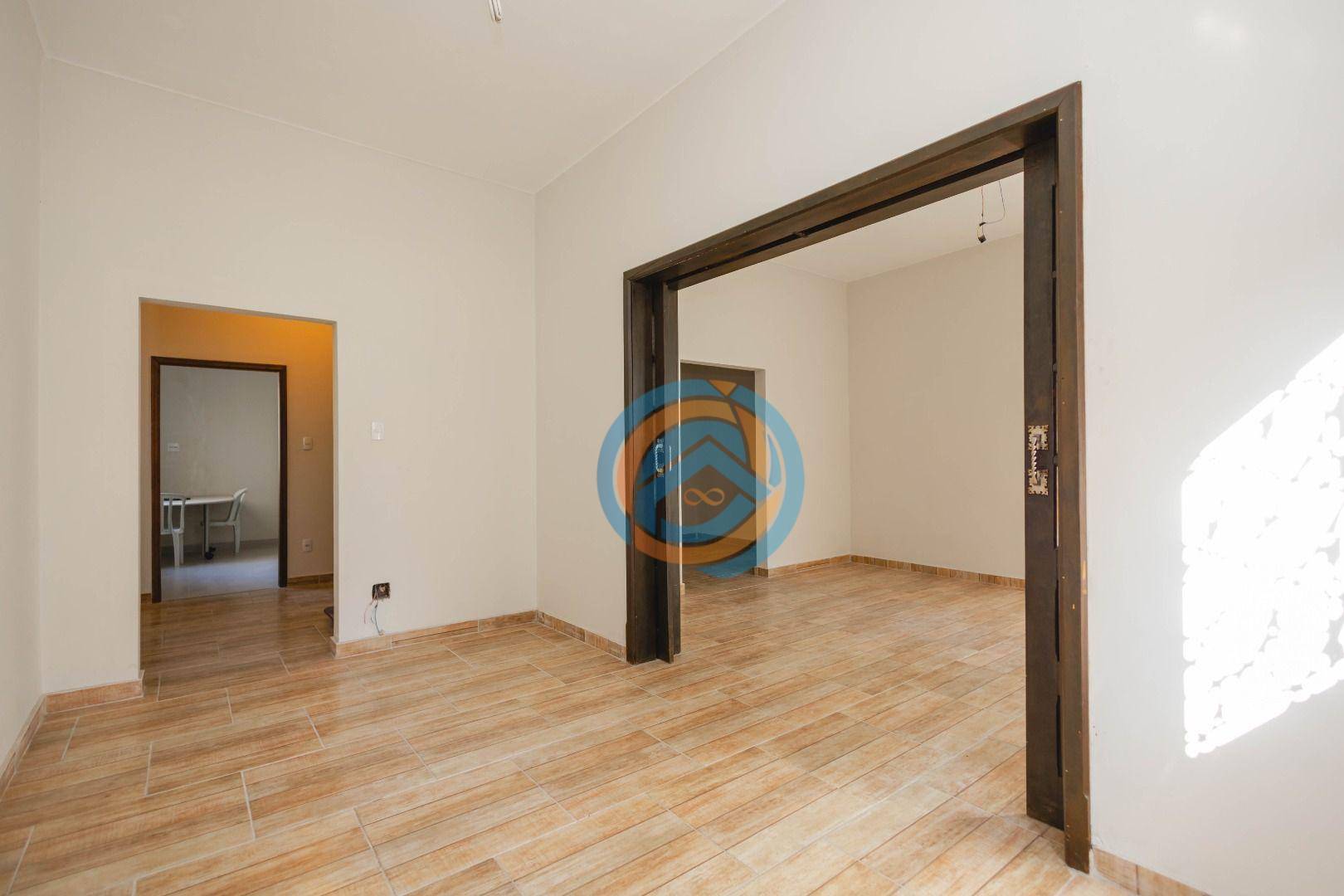 Casa, 4 quartos, 185 m² - Foto 3