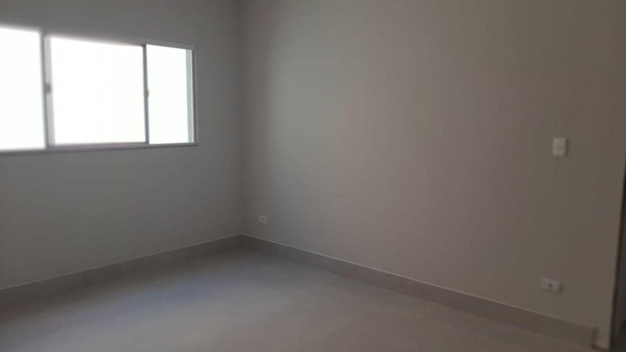 Casa à venda com 2 quartos, 100m² - Foto 11