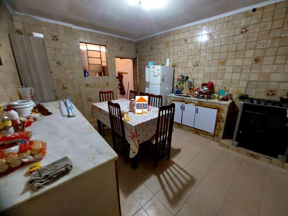 Casa à venda com 2 quartos, 170m² - Foto 22