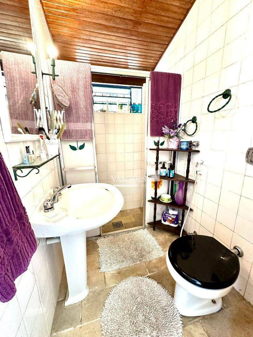 Casa de Condomínio à venda com 4 quartos, 334m² - Foto 23