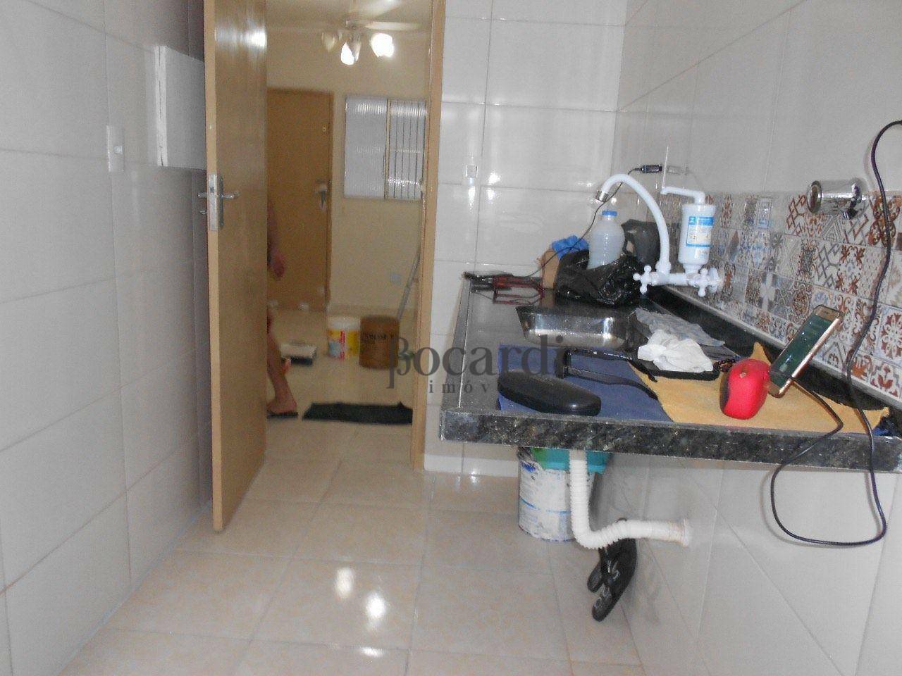 Apartamento à venda com 1 quarto, 45m² - Foto 12