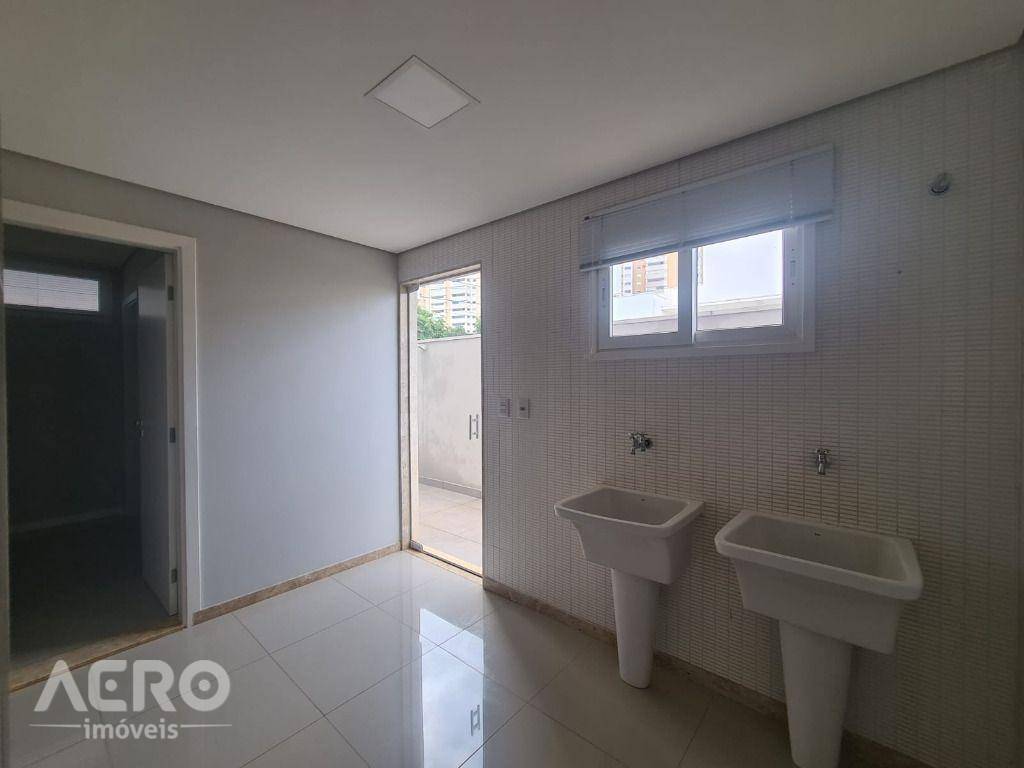 Casa de Condomínio à venda com 3 quartos, 222m² - Foto 32