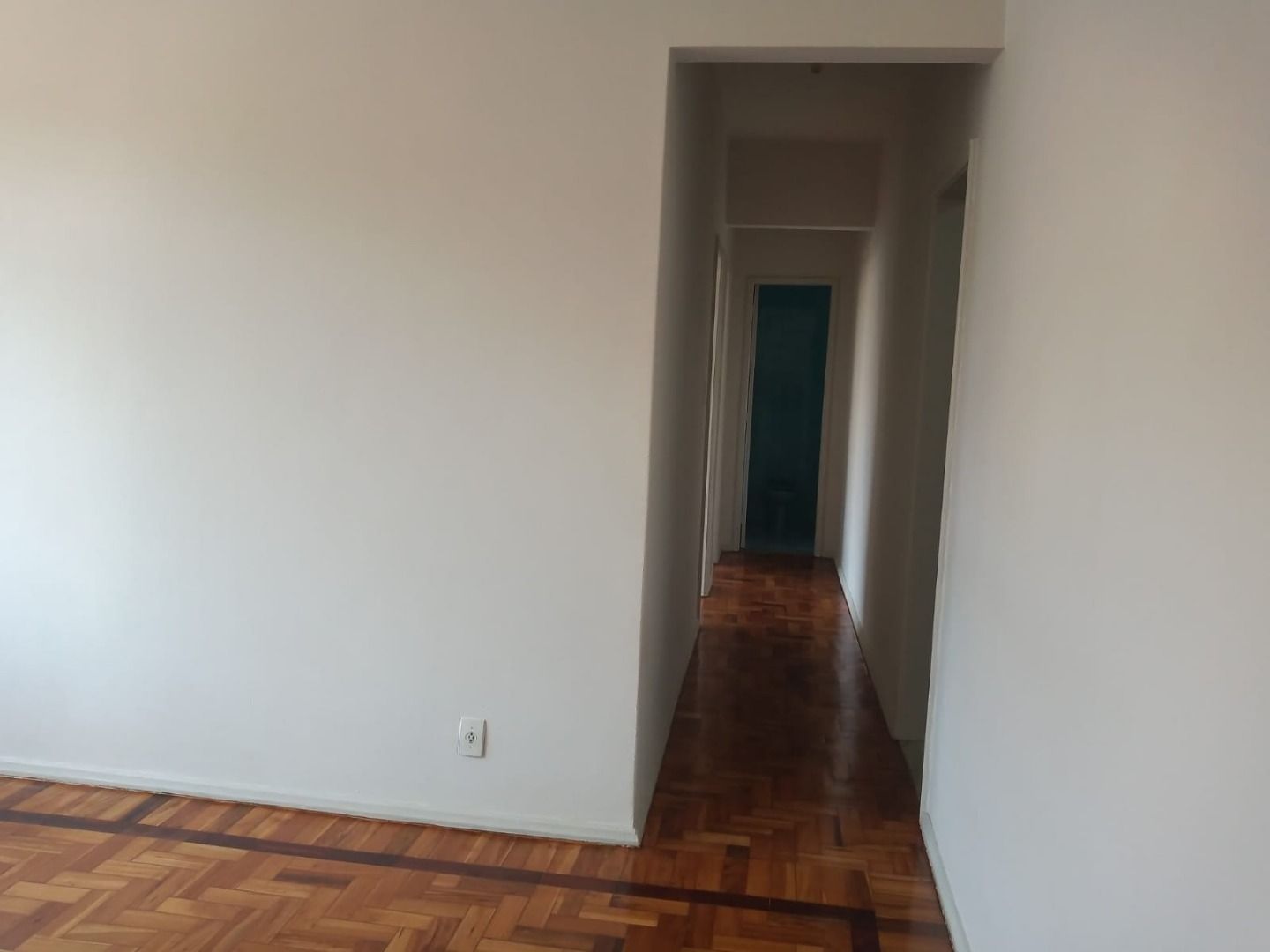 Apartamento à venda com 2 quartos, 65m² - Foto 11