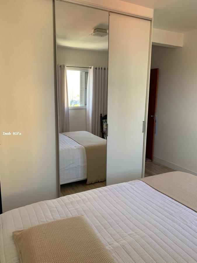 Apartamento à venda com 2 quartos, 70m² - Foto 7