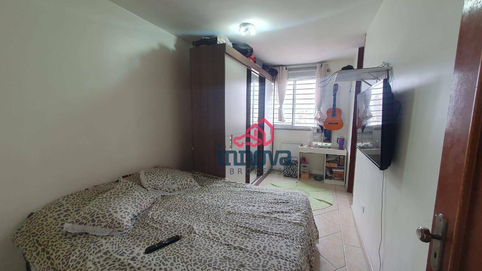 Apartamento à venda com 3 quartos, 131m² - Foto 12