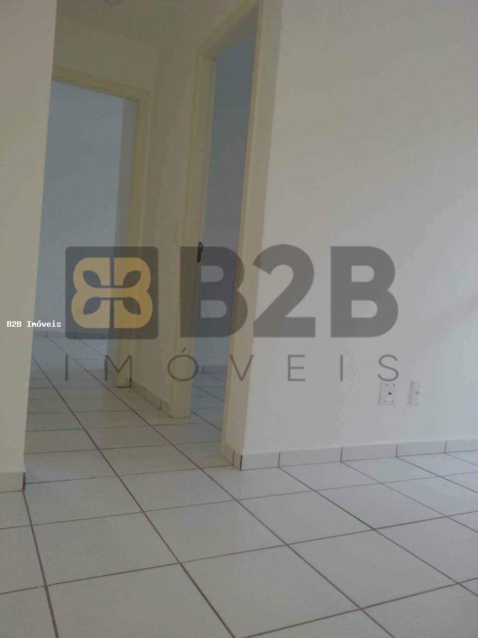 Apartamento à venda com 2 quartos, 63m² - Foto 1