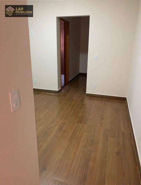 Casa à venda com 3 quartos, 156m² - Foto 9