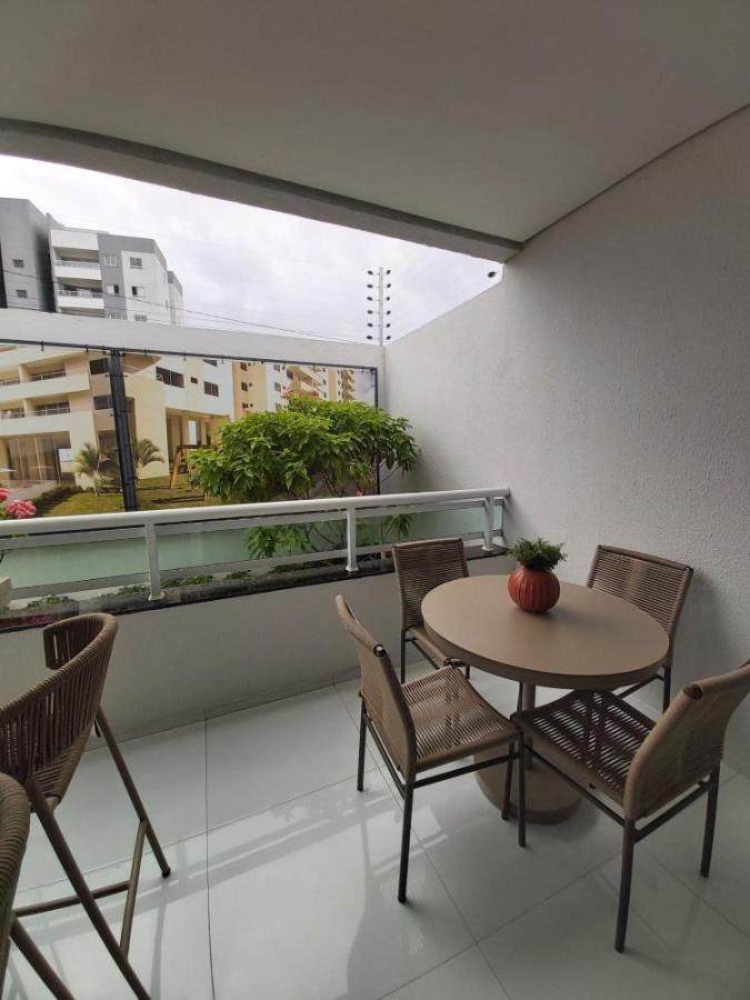 Apartamento à venda com 3 quartos, 107m² - Foto 2