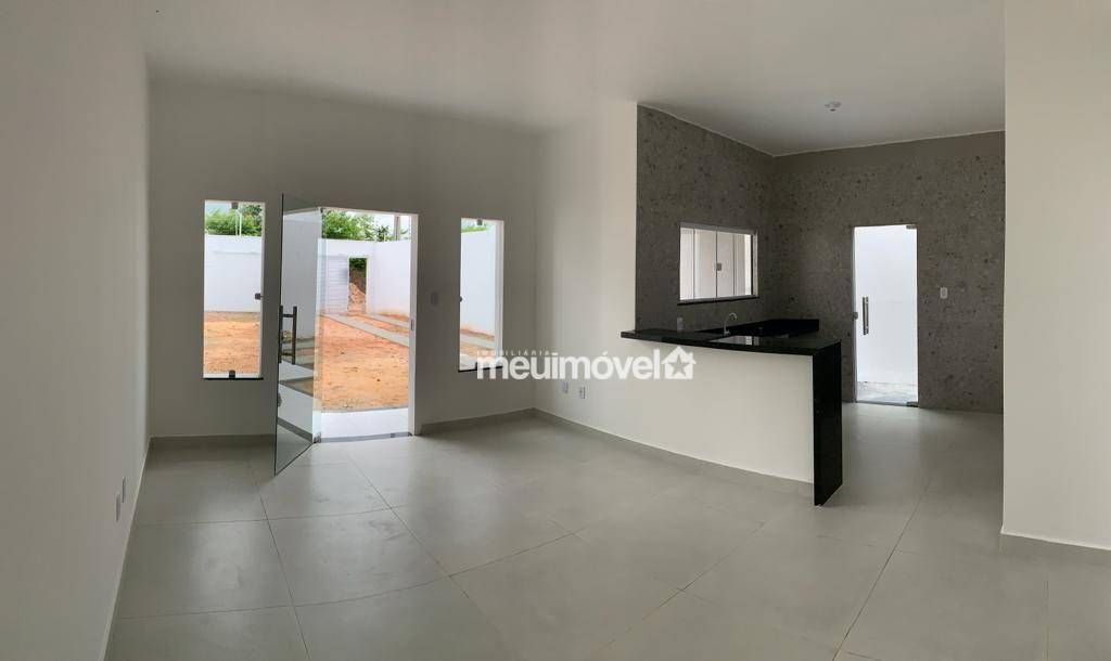 Casa à venda com 3 quartos, 98m² - Foto 3