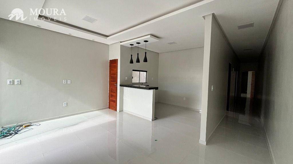 Casa à venda com 3 quartos, 104m² - Foto 3