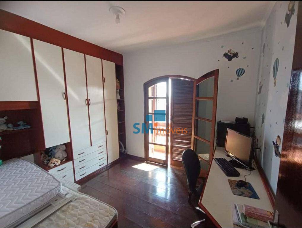 Sobrado à venda com 4 quartos, 200m² - Foto 20