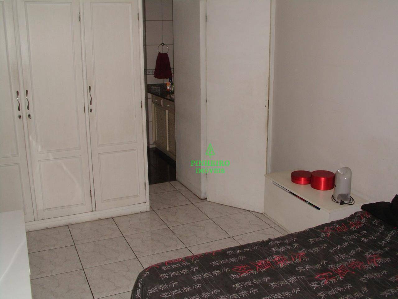 Apartamento à venda com 3 quartos, 122m² - Foto 12