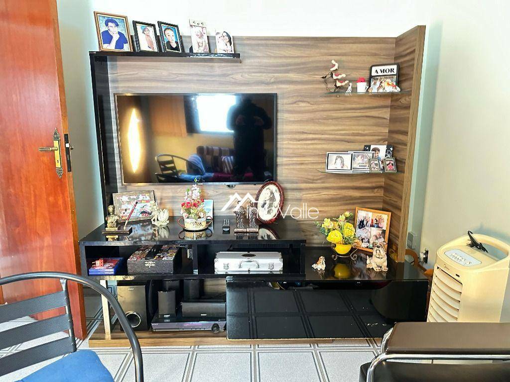 Casa à venda com 3 quartos, 200m² - Foto 15