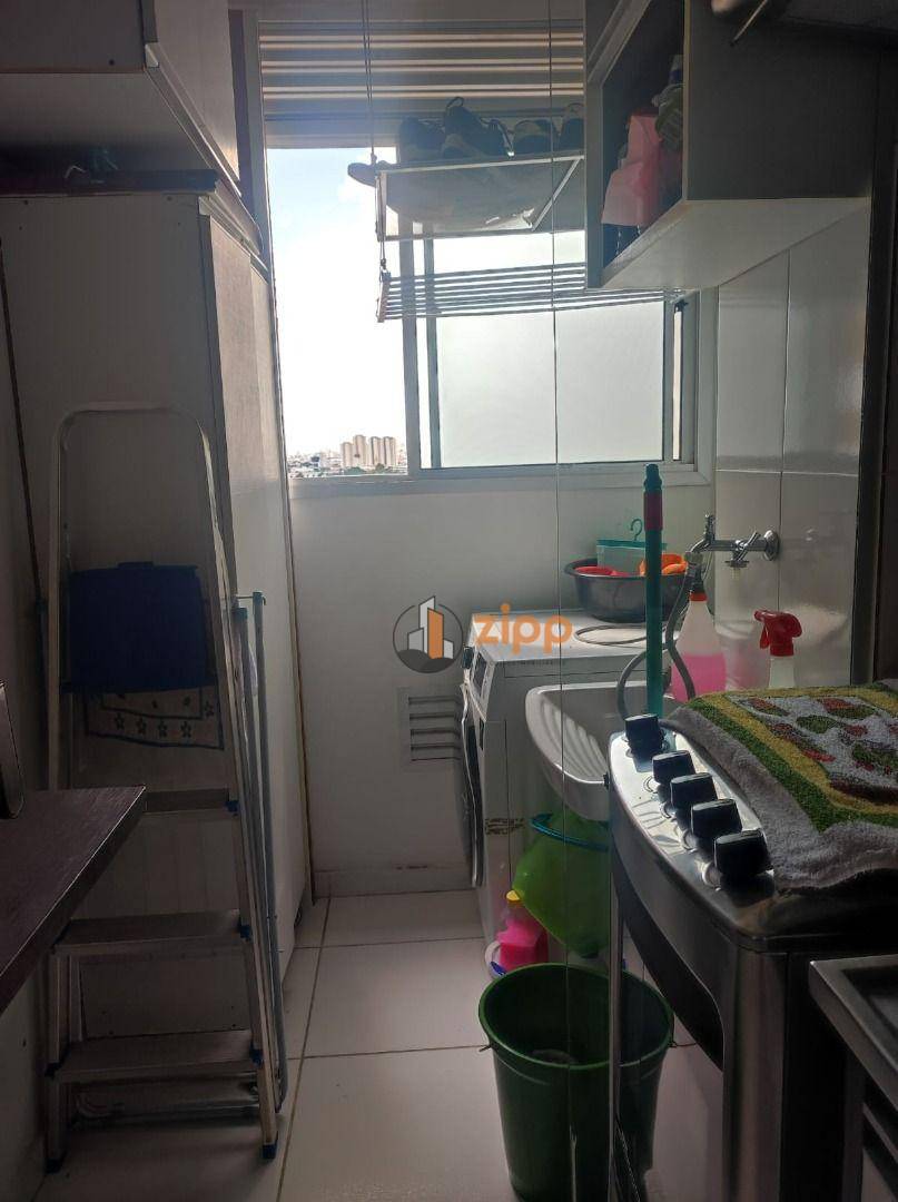 Apartamento à venda com 2 quartos, 44m² - Foto 10