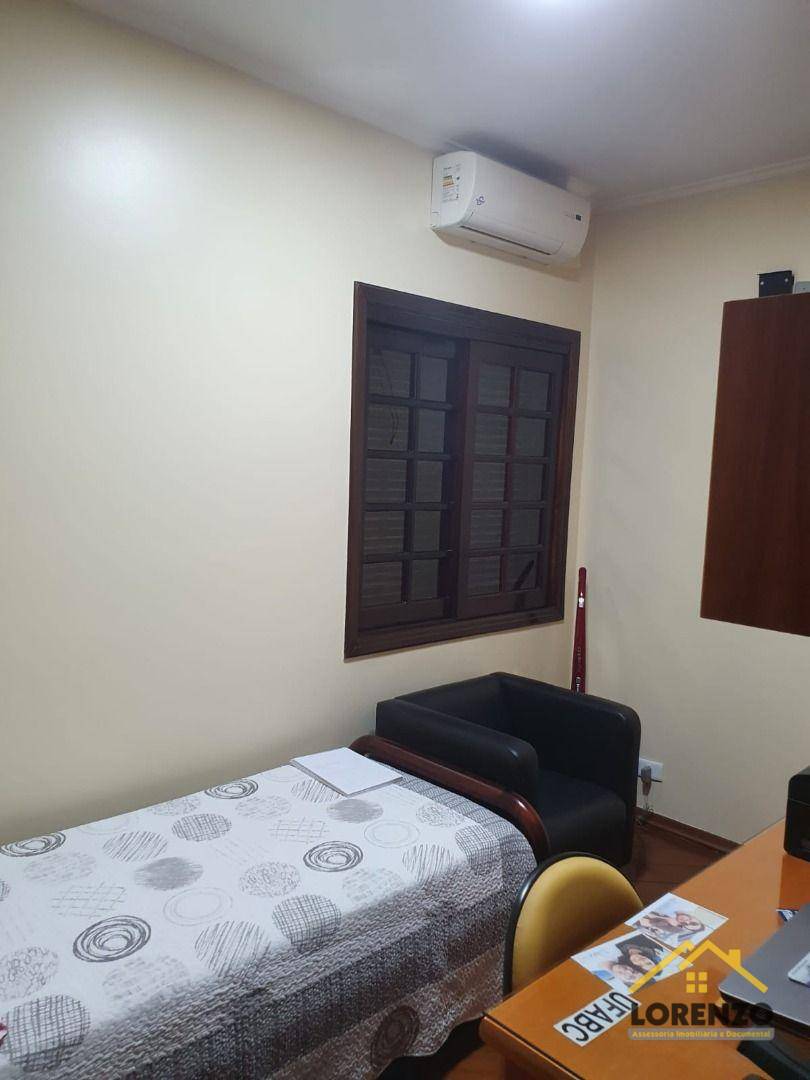 Sobrado à venda com 3 quartos, 202m² - Foto 18