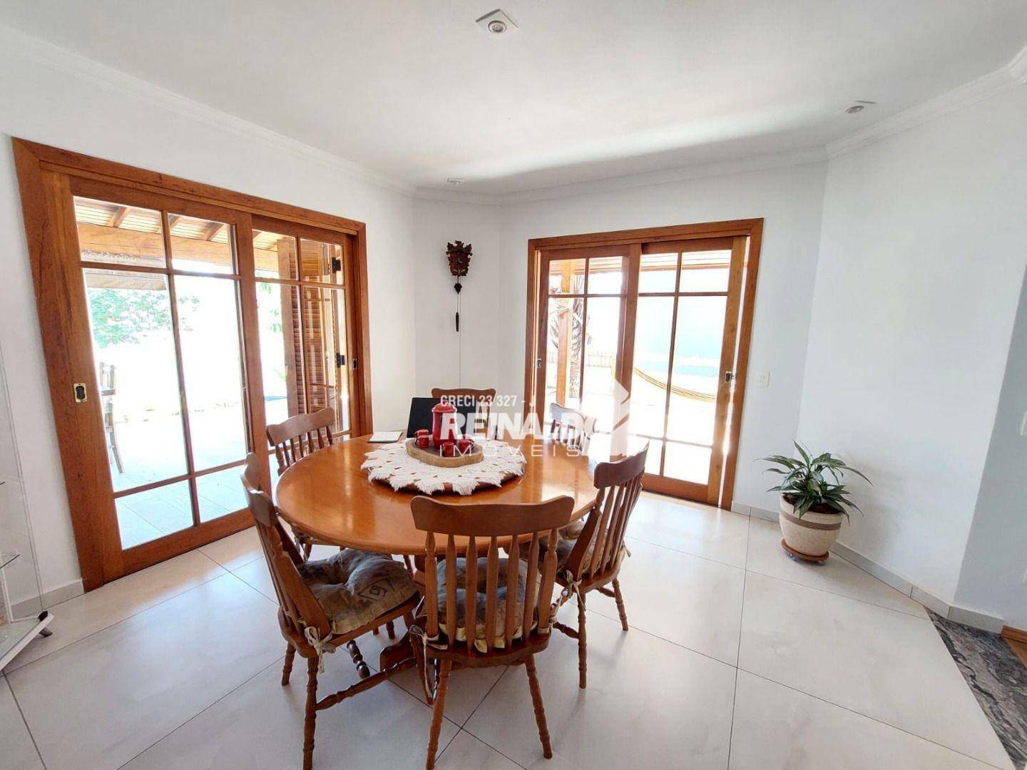 Casa de Condomínio à venda com 3 quartos, 334m² - Foto 17