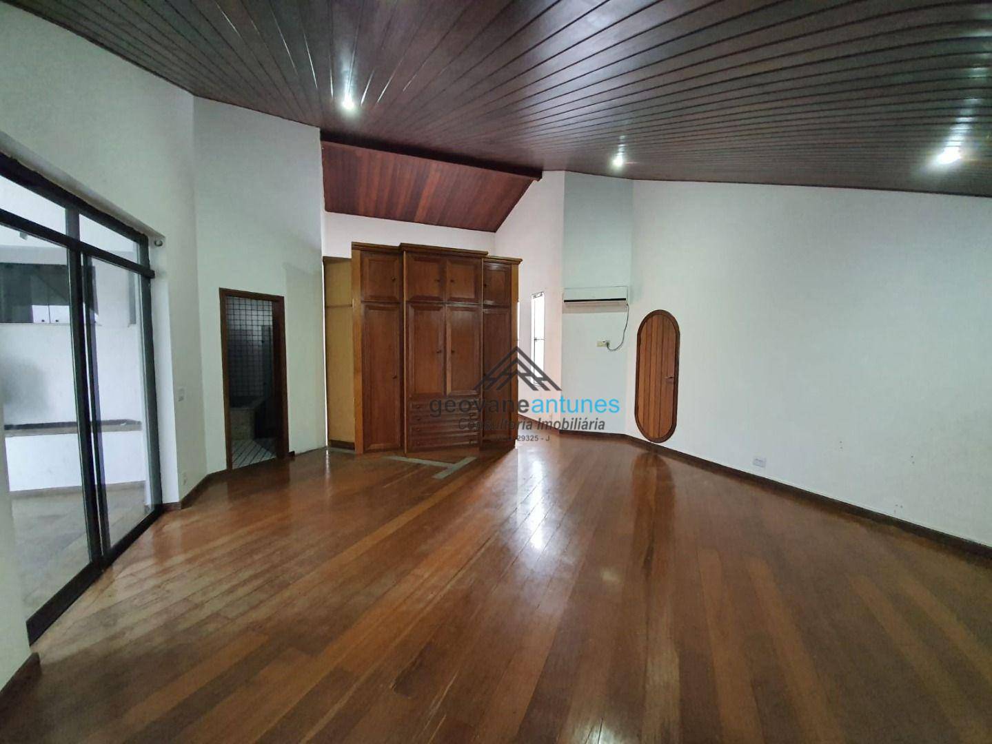 Sobrado à venda com 4 quartos, 681m² - Foto 37