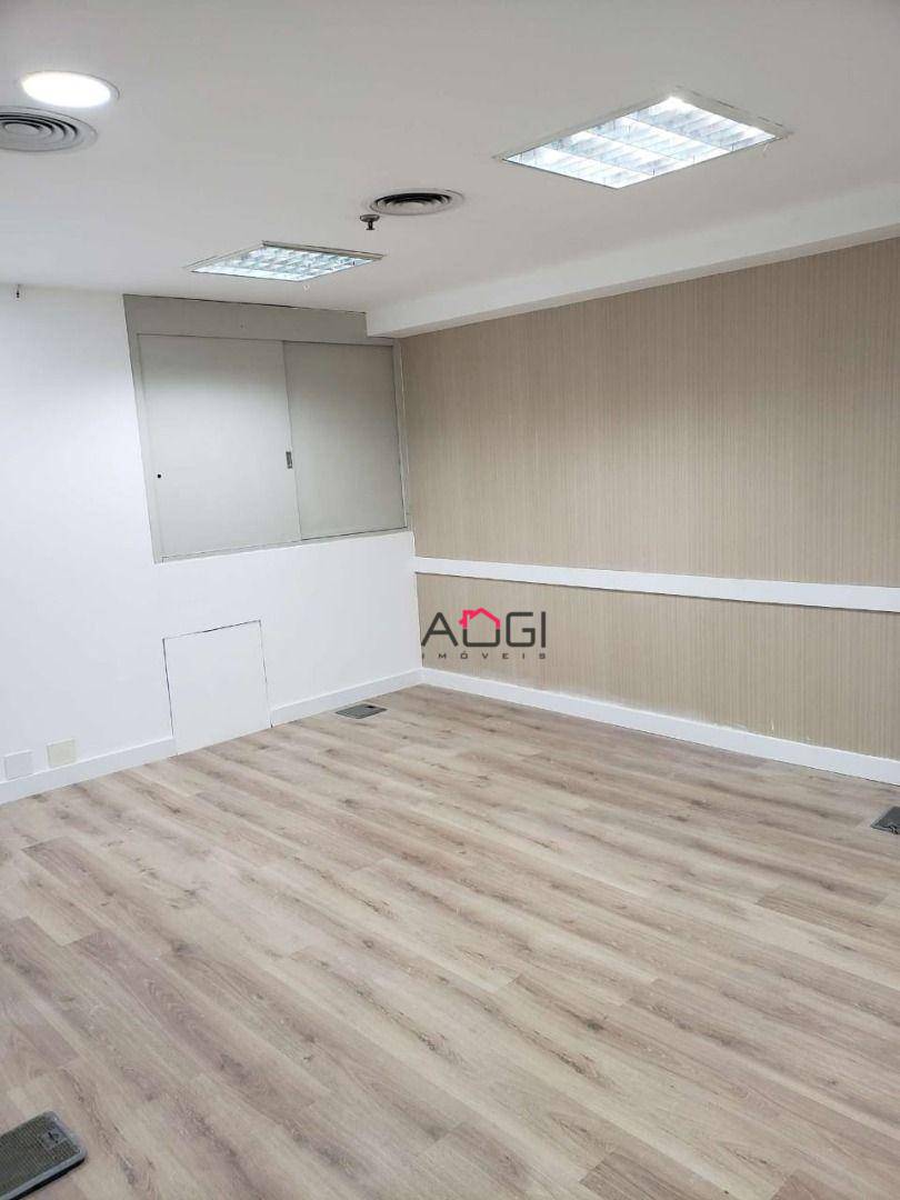 Conjunto Comercial-Sala para alugar, 67m² - Foto 1