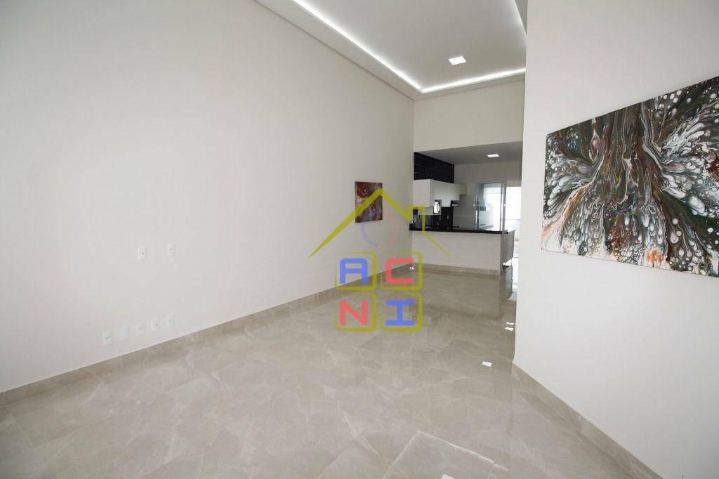 Casa à venda com 3 quartos, 148m² - Foto 4