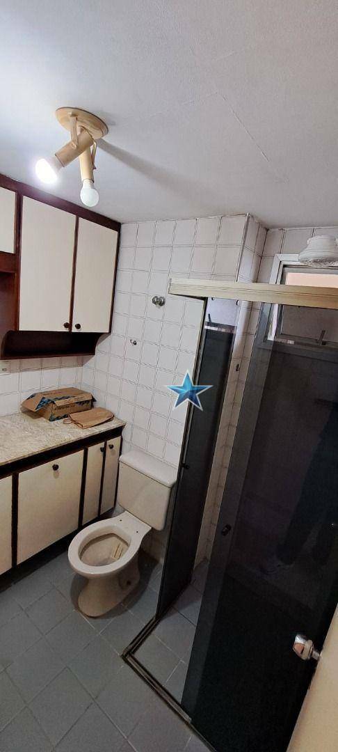 Apartamento para alugar com 4 quartos, 90m² - Foto 5