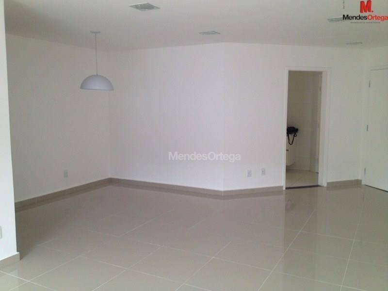 Apartamento à venda com 3 quartos, 118m² - Foto 3