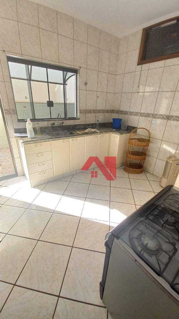 Sobrado à venda com 3 quartos, 240m² - Foto 16