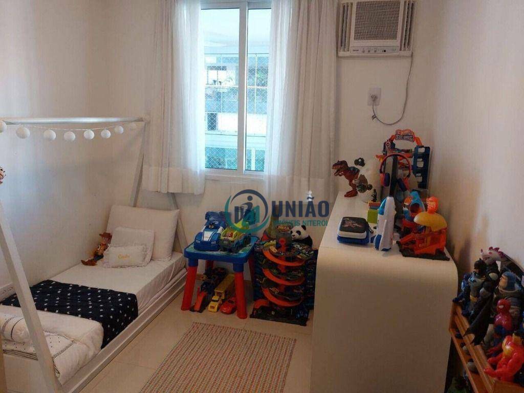 Apartamento à venda com 3 quartos, 96m² - Foto 5