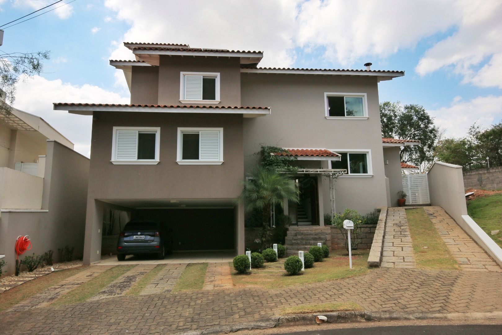 Casa de Condomínio à venda com 4 quartos, 286m² - Foto 4