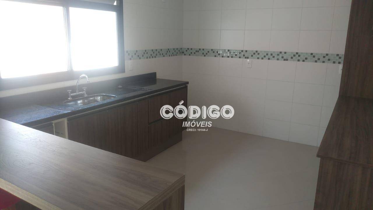 Casa à venda com 5 quartos, 260m² - Foto 14