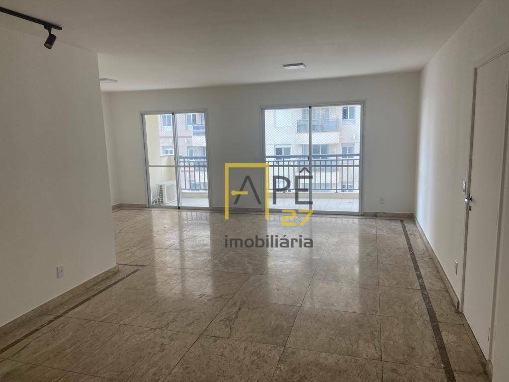 Apartamento para alugar com 3 quartos, 165m² - Foto 1