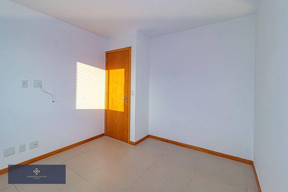 Apartamento à venda com 2 quartos, 82m² - Foto 11