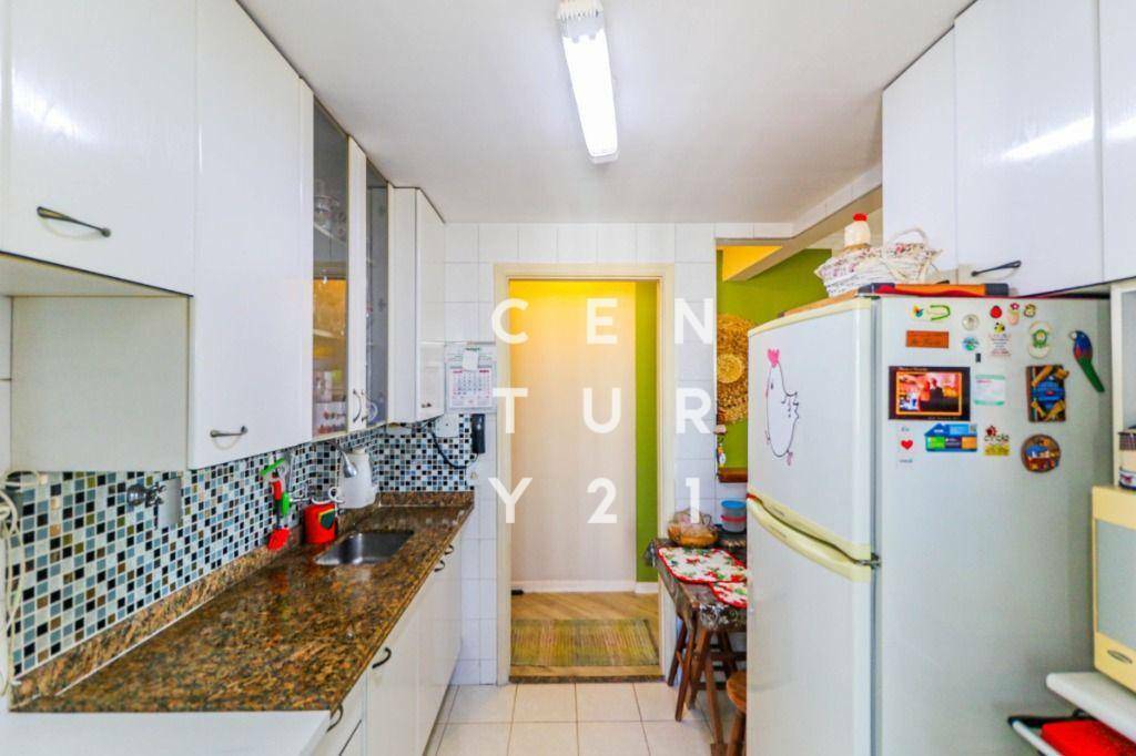 Apartamento à venda com 2 quartos, 70m² - Foto 28