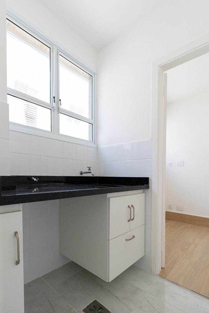 Apartamento à venda com 2 quartos, 86m² - Foto 17