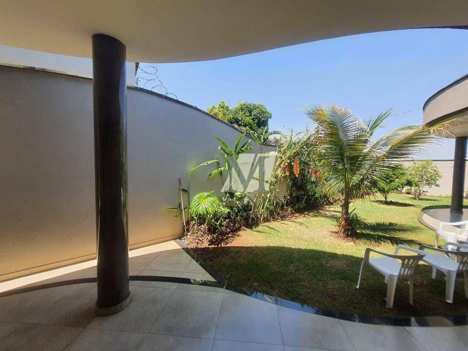 Casa à venda com 3 quartos, 300m² - Foto 19