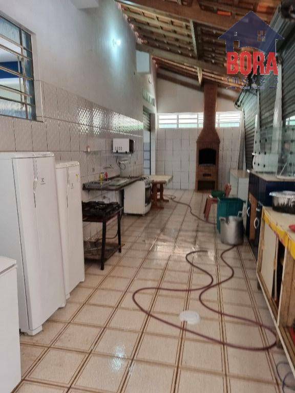 Pousada-Chalé à venda com 5 quartos, 1500m² - Foto 57