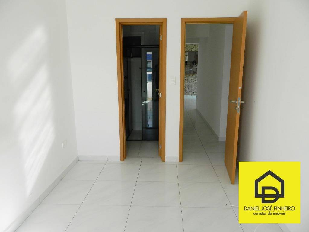 Apartamento à venda com 3 quartos, 94m² - Foto 19