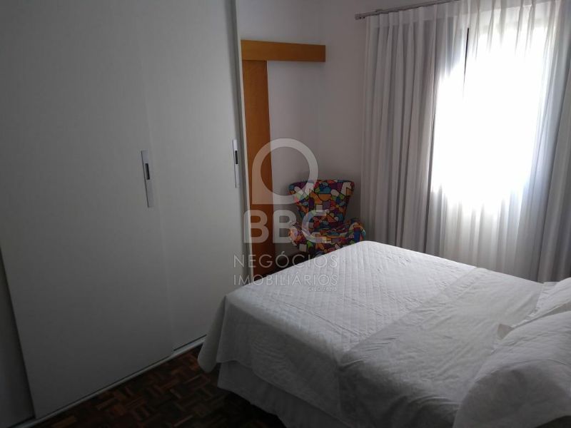 Apartamento à venda com 4 quartos, 220m² - Foto 18