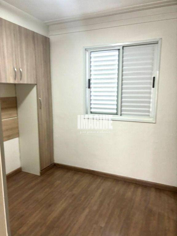 Apartamento à venda com 2 quartos, 69m² - Foto 8