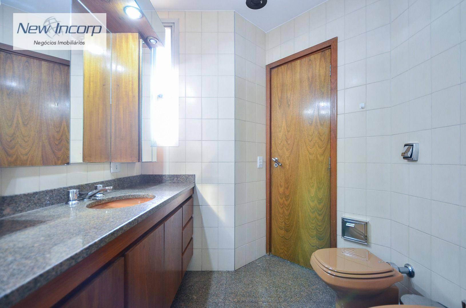 Apartamento à venda com 3 quartos, 150m² - Foto 26