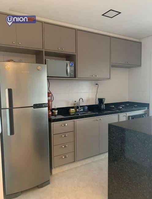 Apartamento à venda com 2 quartos, 64m² - Foto 11