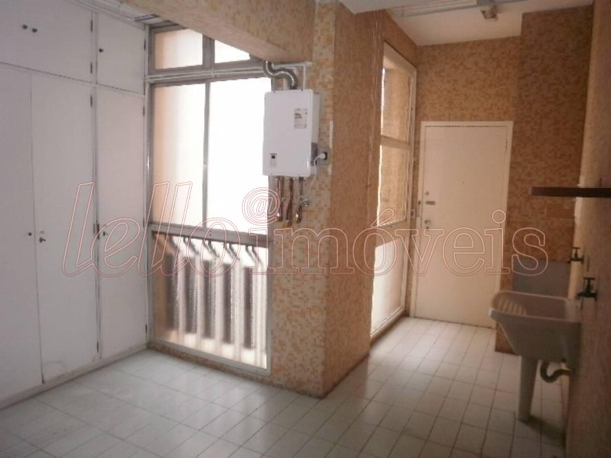 Apartamento para alugar com 3 quartos, 200m² - Foto 16