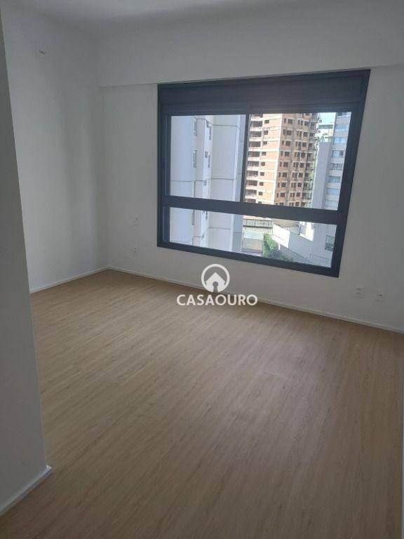 Apartamento à venda com 4 quartos, 225m² - Foto 10