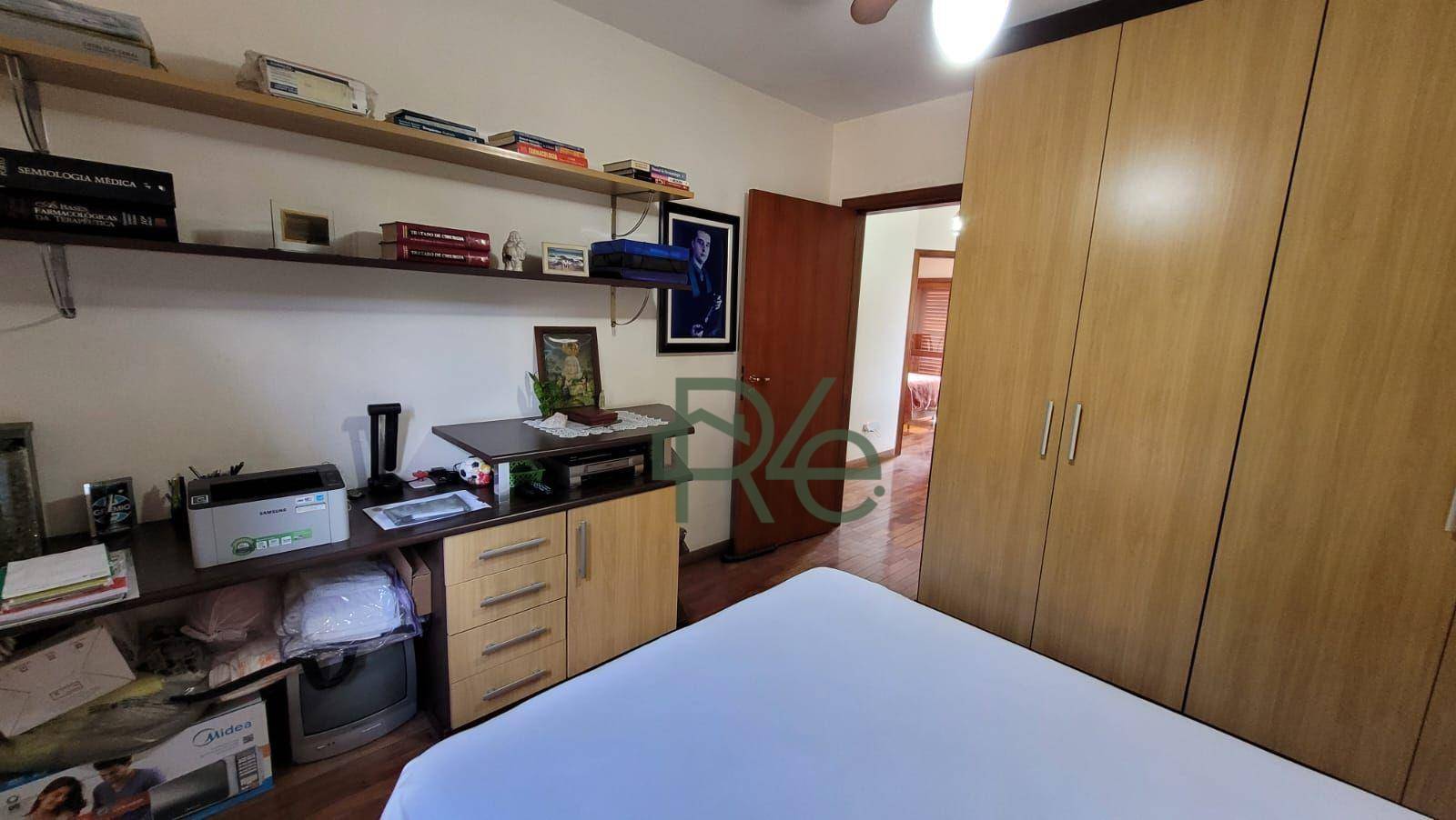 Casa de Condomínio à venda com 4 quartos, 210m² - Foto 17