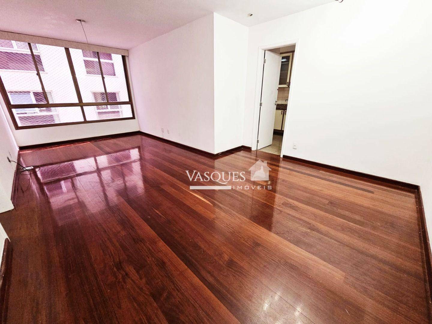 Apartamento à venda com 2 quartos, 80m² - Foto 1