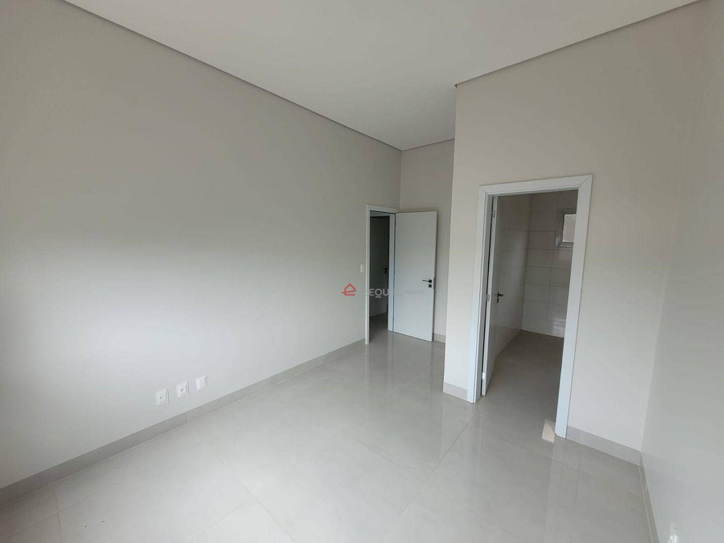 Apartamento à venda com 3 quartos, 153m² - Foto 9