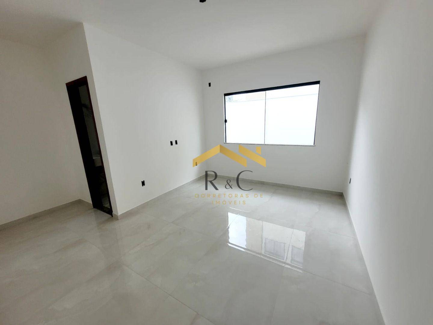 Casa à venda com 3 quartos, 71m² - Foto 7