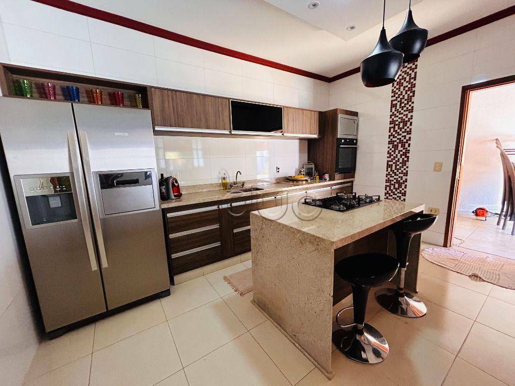 Casa à venda com 3 quartos, 175m² - Foto 8
