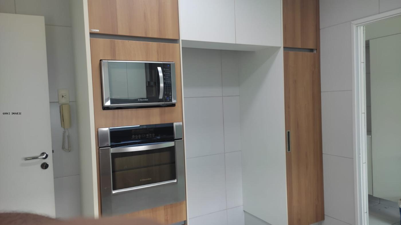 Casa de Condomínio à venda com 4 quartos, 250m² - Foto 8